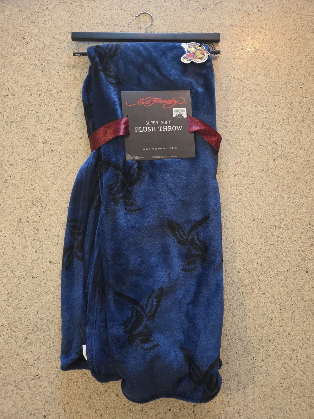 New Ed Hardy Plush Throw Blanket Deep Navy Black Eagle Tatoo Print 50 X 70 In
